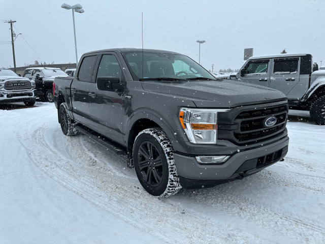 ONE OWNER 2021 FORD F-150 CREW CAB XLT 4X4 in Cars & Trucks in Red Deer - Image 3