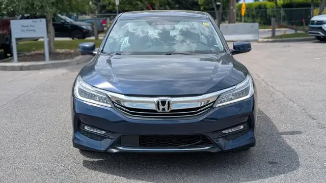2017 Honda Accord Touring W/HONDA SENSING62935646847233121