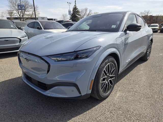 2025 Ford Mustang Mach-E PREMIUM | MOBILE PWR CORD | BLUECRUISE  in Cars & Trucks in Calgary - Image 3