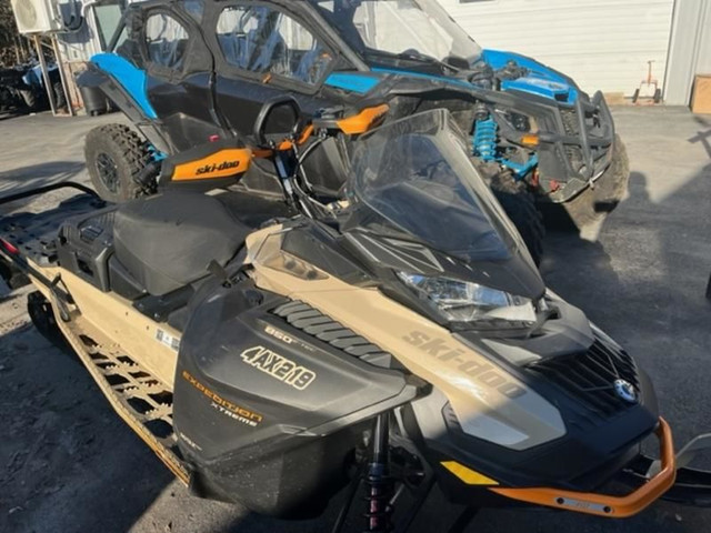 2022 Ski-Doo Expedition Xtreme Rotax 850 E-TEC Arctic Desert / B in Snowmobiles in Trenton