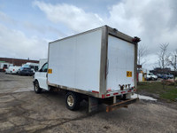 Just In - 2016 GMC Savana G3500 12Ft Aluminum Box Cube Van - Single Rear Wheels - GVW:9600Lb = NO CV... (image 7)