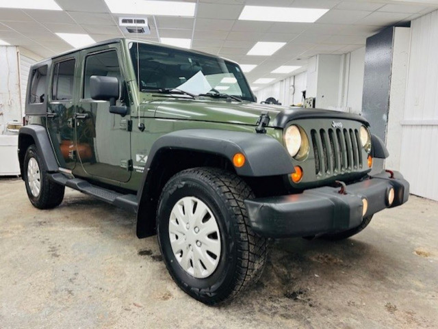 2009 Jeep Wrangler Unlimited UNLIMITED V6 179,400km GARANTIE 12m dans Autos et camions  à Ville de Québec - Image 3