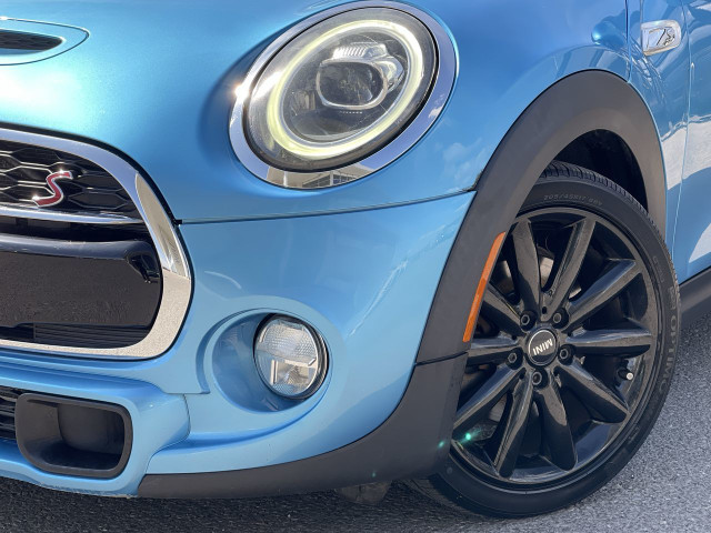 2019 MINI 3 Door in Cars & Trucks in Calgary - Image 2