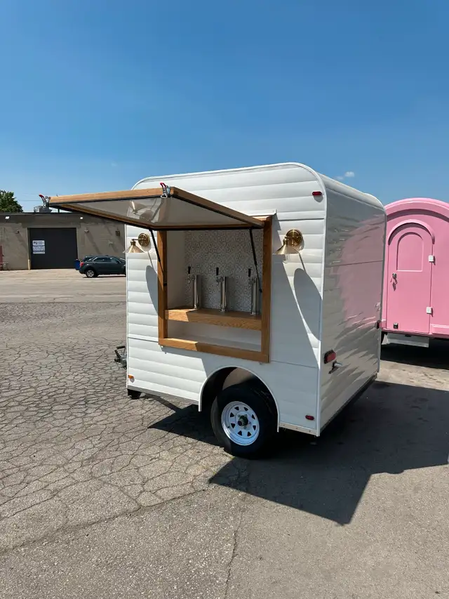 Mobile Bars - Ice Cream, Cofee, Bakery in Cargo & Utility Trailers in Hamilton - Image 17