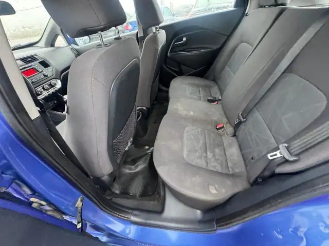 2015 Kia Rio HATCH, AUTO, 4 CYL, GREAT ON FUEL, AS IS SPECIAL in Cars & Trucks in London - Image 10
