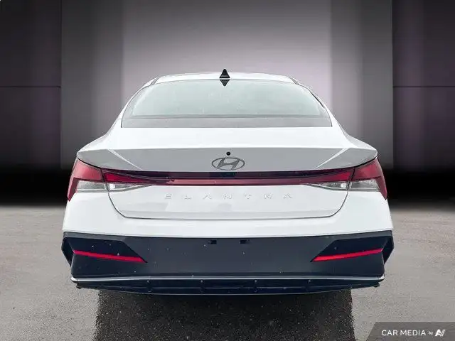 2024 Hyundai Elantra Preferred w/Tech Package | CarPlay in Cars & Trucks in Cambridge - Image 5