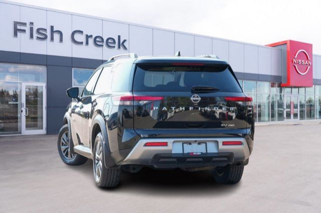 2024 Nissan Pathfinder SV 4x4 | Heated Seats | Heated Steering in Cars & Trucks in Calgary - Image 4