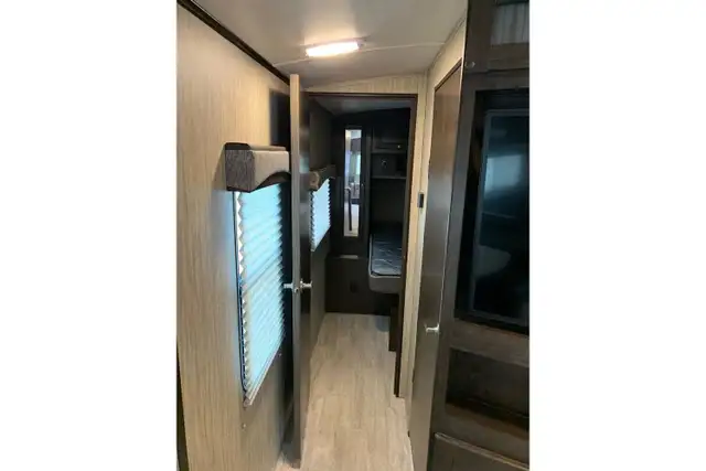 2020 CRUISER RV SHADOW CRUISER 263 RLS (FINANCING AVAILABLE) in Travel Trailers & Campers in Saskatoon - Image 7