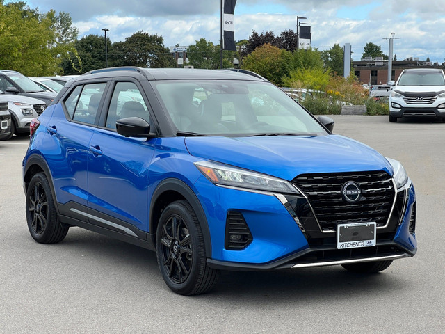 2023 Nissan Kicks SR SR | LEATHER | HEATED SEATS | BACKUP CAM... in Cars & Trucks in Kitchener / Waterloo