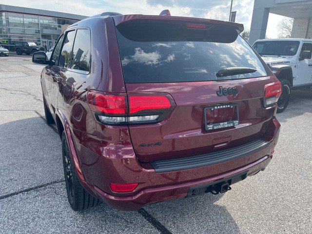 2020 Jeep Grand Cherokee Laredo in Cars & Trucks in Sarnia - Image 4