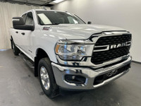 WAS: $62495 NOW: $55993 plus taxes and licensing fees6.4L Hemi - Rear Auto Levelling Suspension - 6... (image 6)