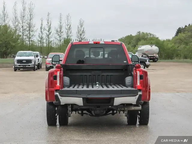 2024 Ford F-450 SUPER DUTY KING RANCH W/ 360 DEGREE CAMERA in Cars & Trucks in Portage la Prairie - Image 13