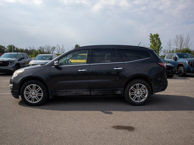 2015 Chevrolet Traverse LT - Steering Wheel Audio Controls in Cars & Trucks in Belleville - Image 4