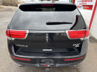 AWD | LEATHER HEATED AND COOLED SEATS | SUNROOF | TOW HITCH | 3.7L This 2013 Lincoln MKX AWD is a pr... (image 4)