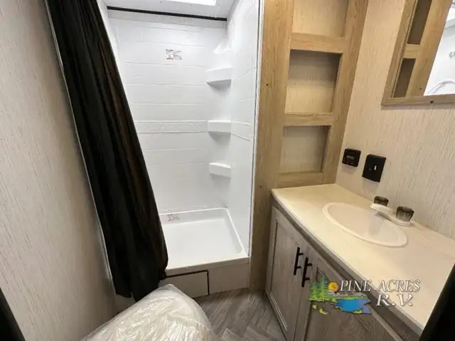 2023 Heartland Prowler 292SRK in Travel Trailers & Campers in Truro - Image 11