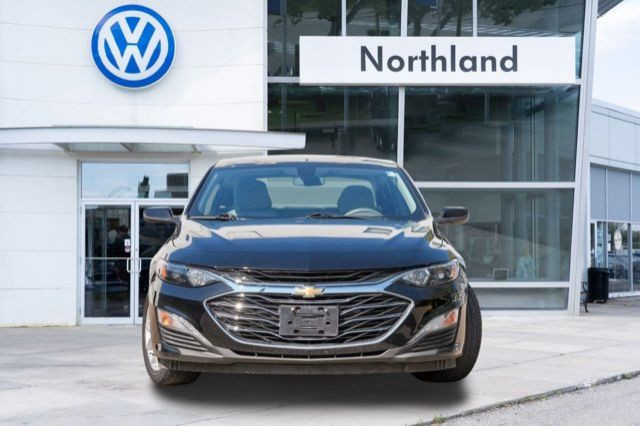2020 Chevrolet Malibu LT in Cars & Trucks in Calgary - Image 2