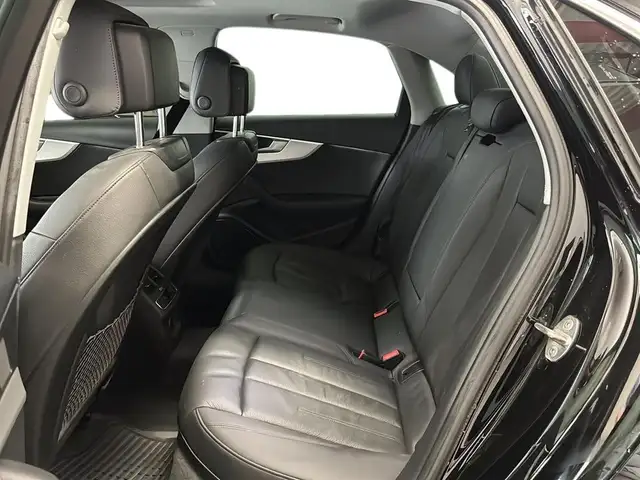 2017 Audi A4 Premium 2L Turbo Cuir Sunroof Carplay AWD in Cars & Trucks in Laval / North Shore - Image 14
