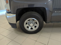 Engine: V6 Cylinder Engine 4.3L/262CI L/100Km City: 14.2 L/100Km Hwy: 10.7 Safety Equipment StabiliT... (image 9)