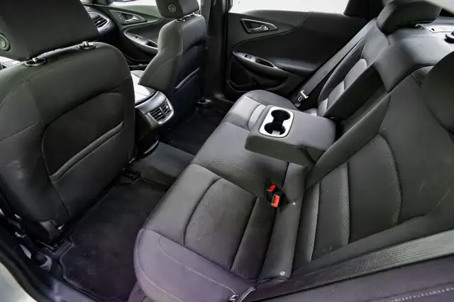 2022 Chevrolet Malibu LT • REMOTE START • LED LIGHTS • CP/AA in Cars & Trucks in Kingston - Image 31