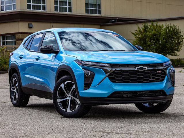 2025 Chevrolet Trax 1RS in Cars & Trucks in Strathcona County - Image 2