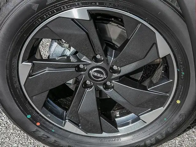 2025 Nissan Rogue SV PREMIUM in Cars & Trucks in City of Toronto - Image 9