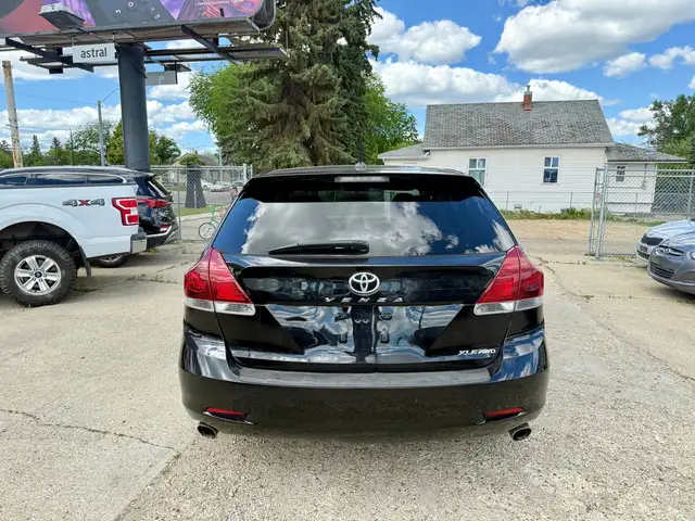 2016 Toyota Venza XLE in Cars & Trucks in Edmonton - Image 5