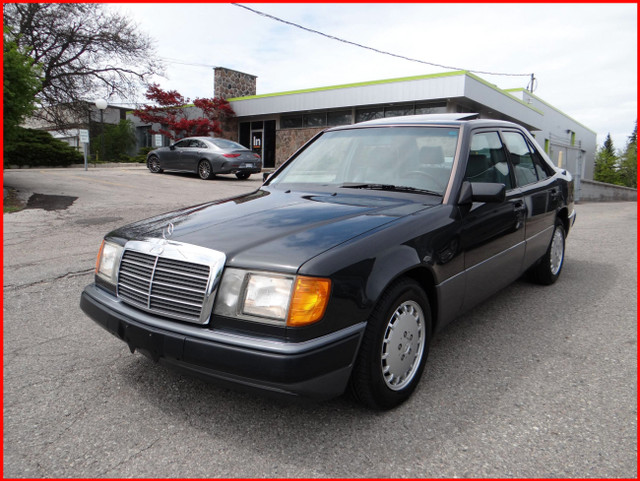 1993 Mercedes-Benz 300 Series 300E *LEATHER/AC/SUNROOF/ALLOYS/HE in Cars & Trucks in City of Toronto - Image 2