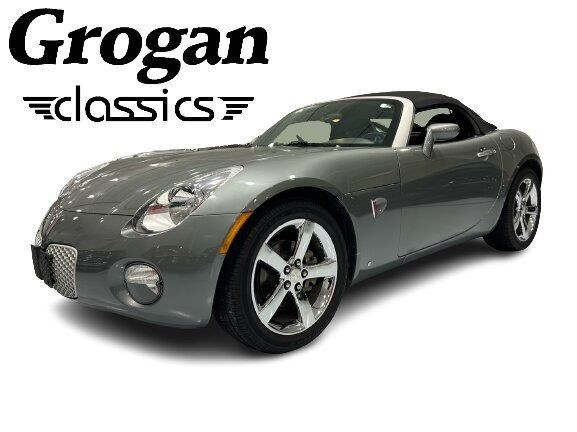 2007 Pontiac Solstice in Cars & Trucks in London