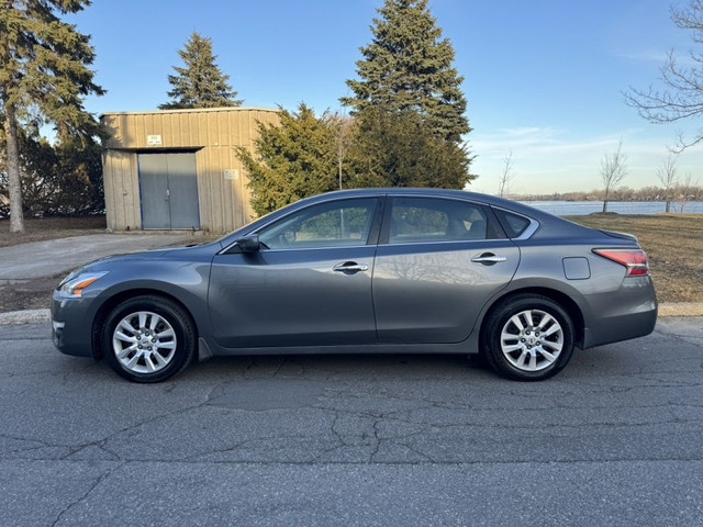 2015 Nissan Altima 2,5 in Cars & Trucks in City of Montréal - Image 2