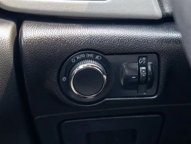 2015 Buick Verano Base - Buick QuietTuning in Cars & Trucks in Belleville - Image 28