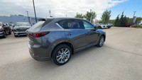 Odometer is 5926 kilometers below market average! This Mazda CX-5 is equipped with: Leather Upholste... (image 2)