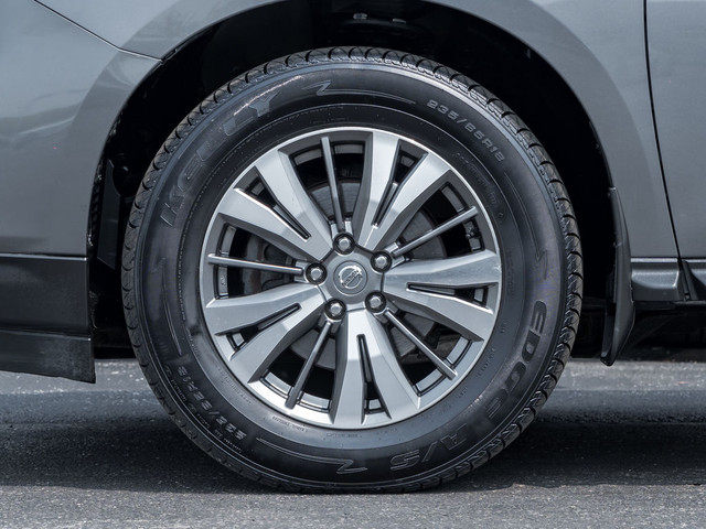 2020 Nissan Pathfinder SV in Cars & Trucks in Oshawa / Durham Region - Image 4