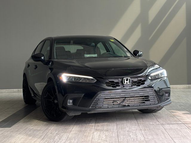 2022 Honda Civic Hatchback Sport | Manual | in Cars & Trucks in Edmonton - Image 2