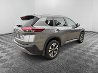 Power Sunroof Remote Start Heated seats Heated steering wheel Bluetooth Remote keyless entry Push bu... (image 4)