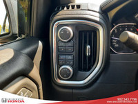 ENGINE 5.3L ECOTEC3 V8 (355 hp [265 kW] @ 5600 rpm 383 lb-ft of torque [518 Nm] @ 4100 rpm); featuri... (image 9)