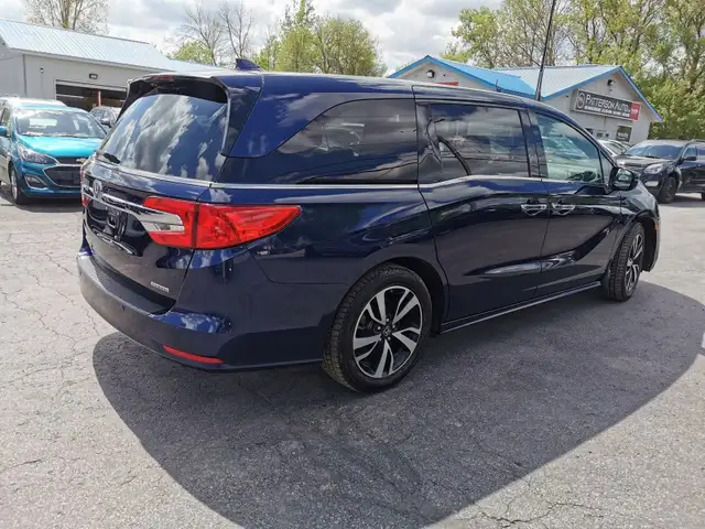 2018 Honda Odyssey Touring dans Autos et camions dans Belleville - Image 6