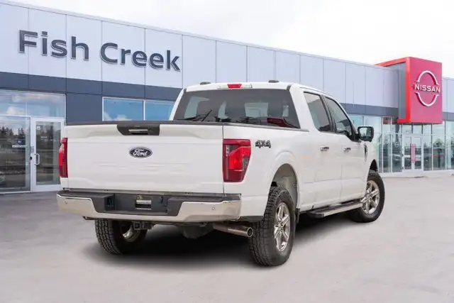 2024 Ford F-150 XLT | No Accidents | 400 HP EcoBoost | V6 Engine in Cars & Trucks in Calgary - Image 8