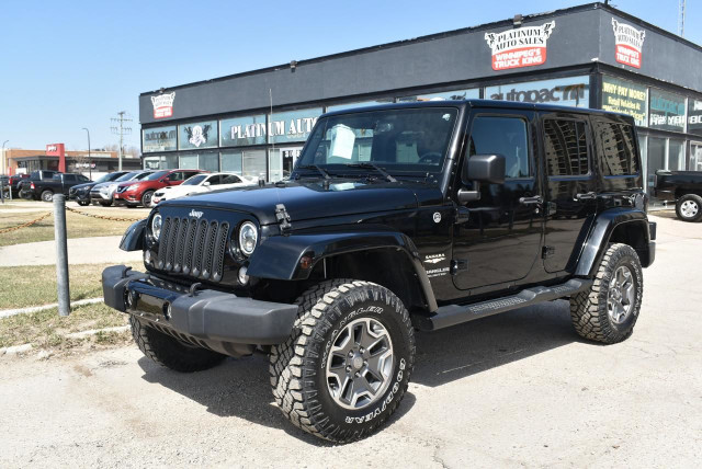 2015 Jeep Wrangler 4WD 4dr UNLIMITED Sahara BLOWOUT PRICE !!! in Cars & Trucks in Winnipeg - Image 2