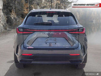 Engine: Gas Turbo 4cyl 2.4L L/100Km City: 10.5 L/100Km Hwy: 8.3 Safety Equipment Electronic Stabilit... (image 3)