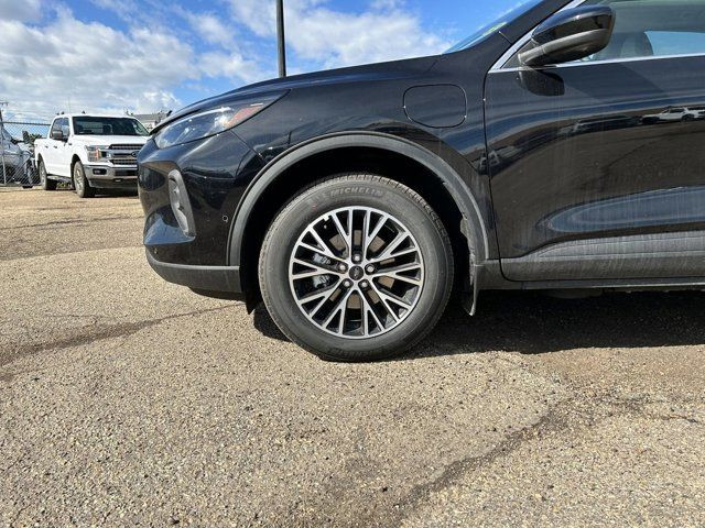 2024 Ford Escape PHEV in Cars & Trucks in Edmonton - Image 4
