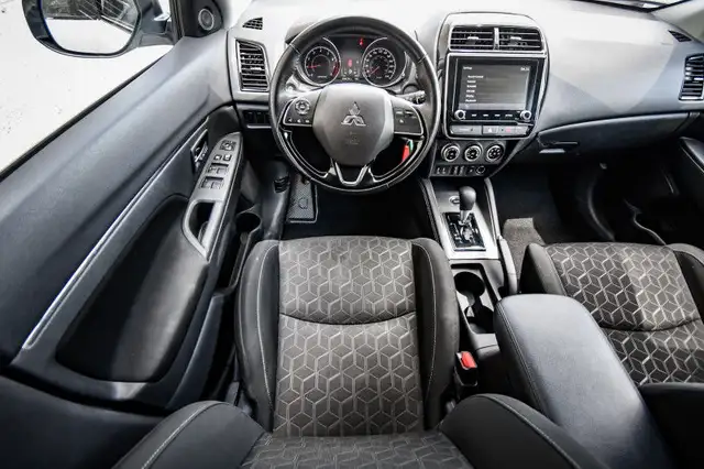 2021 Mitsubishi RVR SE AWC • HEATED SEATS • REAR CAM • CP/AA in Cars & Trucks in Ottawa - Image 14