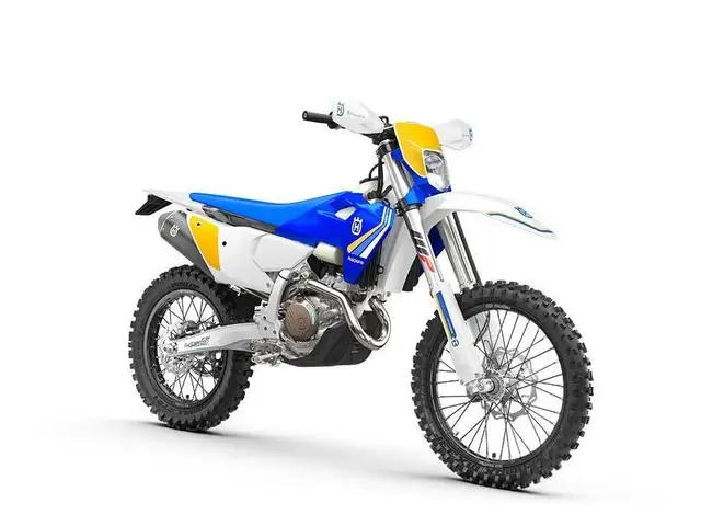 2025 Husqvarna FE 450 HERITAGE in Dirt Bikes & Motocross in Ottawa - Image 2