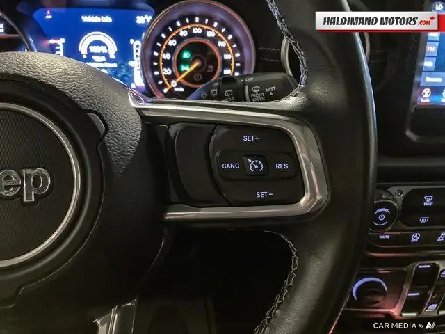 2021 Jeep Wrangler Unlimited Sahara in Cars & Trucks in Hamilton - Image 20