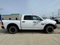 2022 RAM 1500 Classic Warlock 4x4 Crew Cab 5'7" Box, 5.7L HEMI V8 w/FuelSaver, Gas, 8-Spd Automatic,... (image 3)