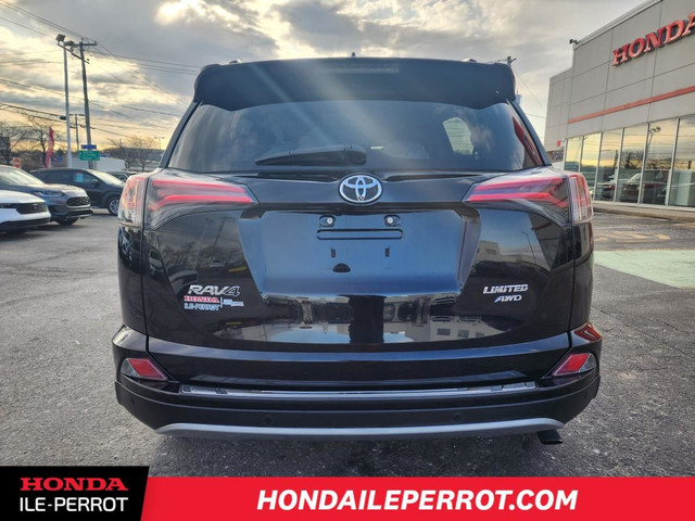 2017 TOYOTA RAV4 LIMITED * CUIR, VOLANT CHAUFFANT, DEMARREUR A D in Cars & Trucks in City of Montréal - Image 4