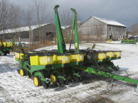 John Deere 7200 Planter