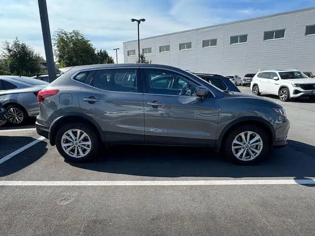 2019 Nissan Qashqai SV in Cars & Trucks in Tricities/Pitt/Maple - Image 4