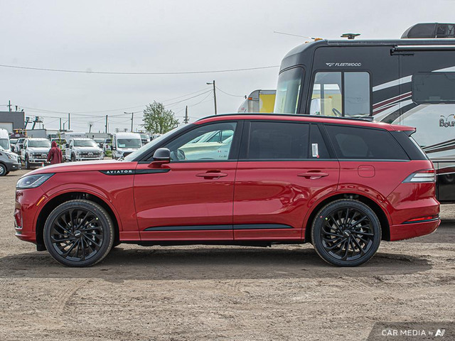 2025 Lincoln Aviator Reserve in Cars & Trucks in Edmonton - Image 3