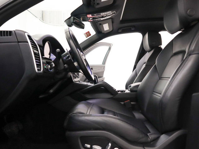 2019 Porsche Cayenne Base Cayenne in Cars & Trucks in Longueuil / South Shore - Image 4