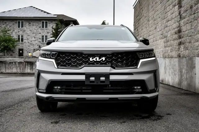 2022 Kia Sorento EX • SUNROOF • POWER LIFTGATE • CP/AA • HEATED  in Cars & Trucks in Kingston - Image 5